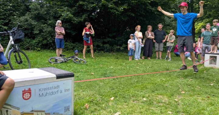 Slackline-Spektakel mit Friedi Kühne